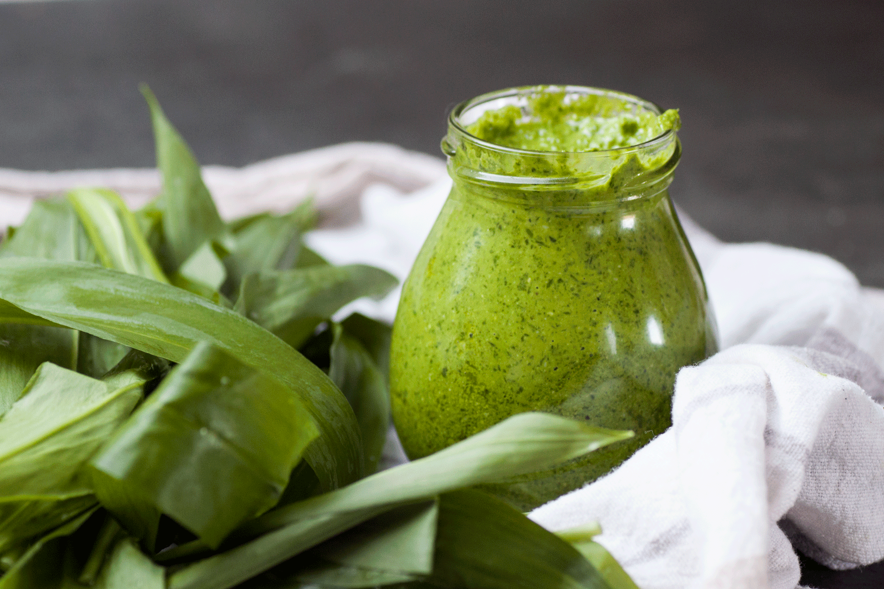 Wild Garlic (Bärlauch) – Why not make pesto?